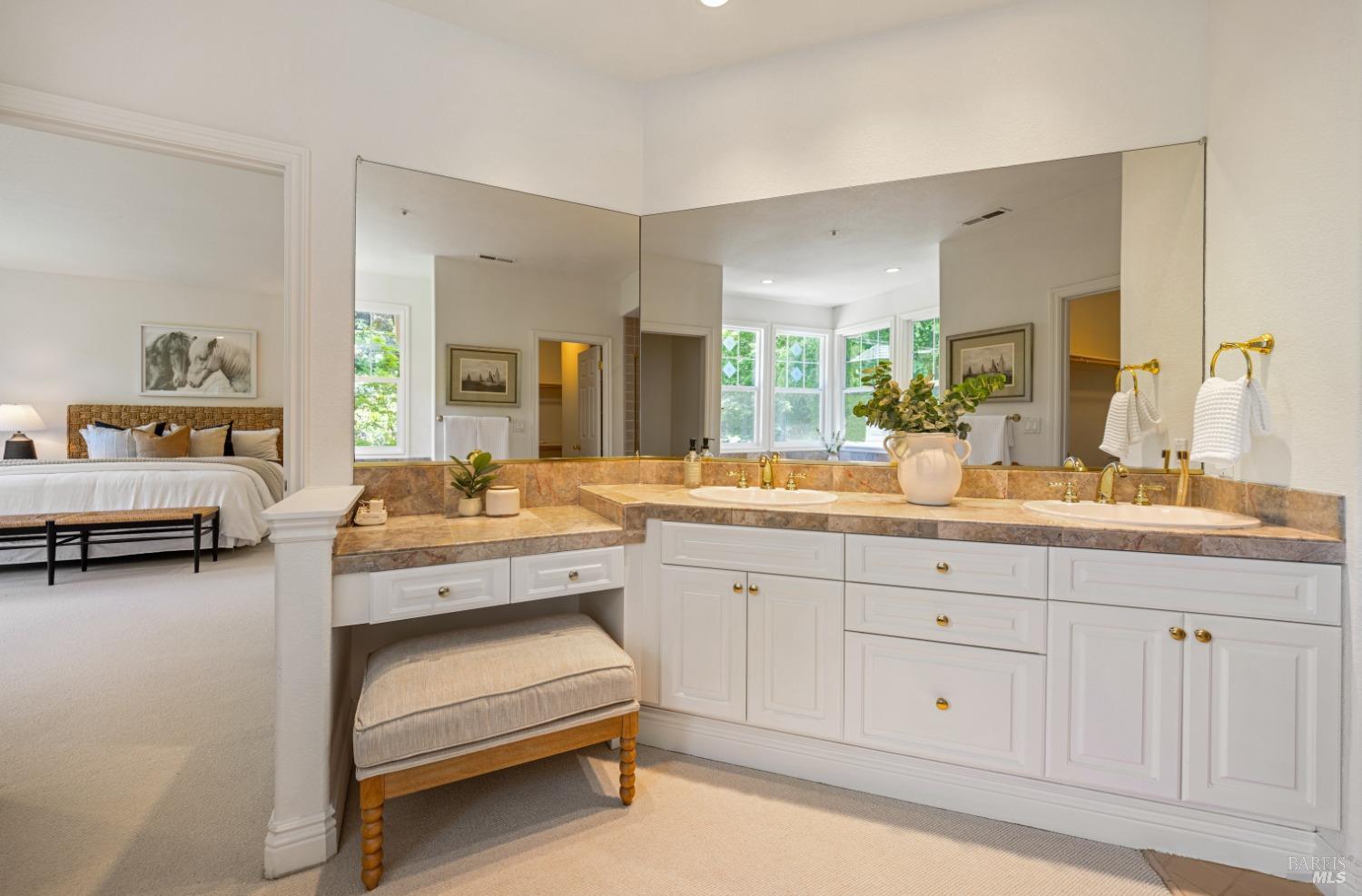 Detail Gallery Image 21 of 35 For 438 Laverne Ave, Mill Valley,  CA 94941 - 4 Beds | 3/1 Baths