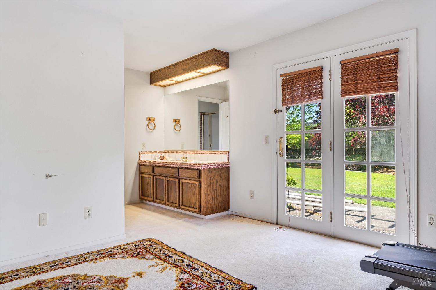Detail Gallery Image 14 of 25 For 379 Countryside Dr, Santa Rosa,  CA 95401 - 3 Beds | 2 Baths