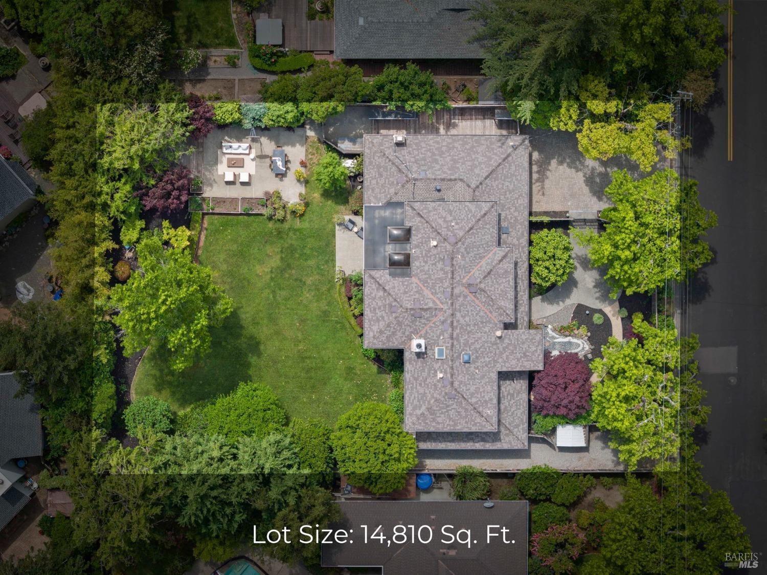 Detail Gallery Image 62 of 74 For 30 Tarry Rd, San Anselmo,  CA 94960 - 5 Beds | 3/1 Baths