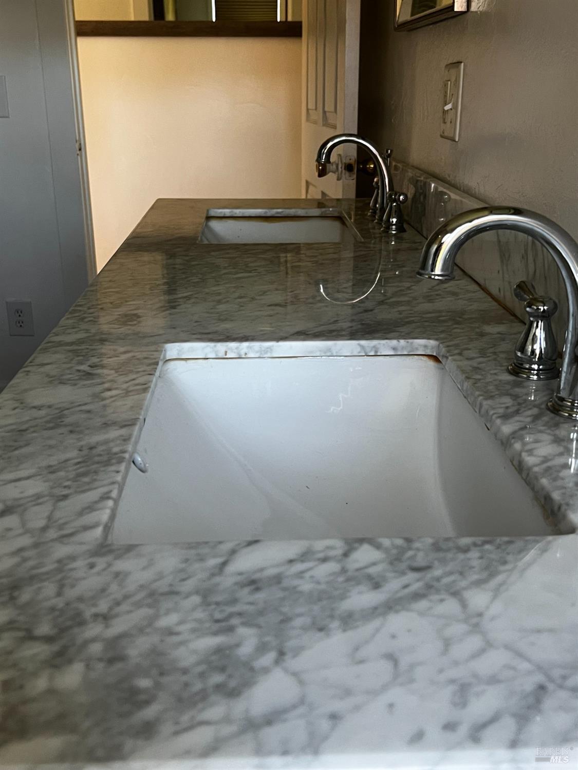 Detail Gallery Image 32 of 39 For 3761 E Blue Rock Rd, Garberville,  CA 95542 - 3 Beds | 2 Baths