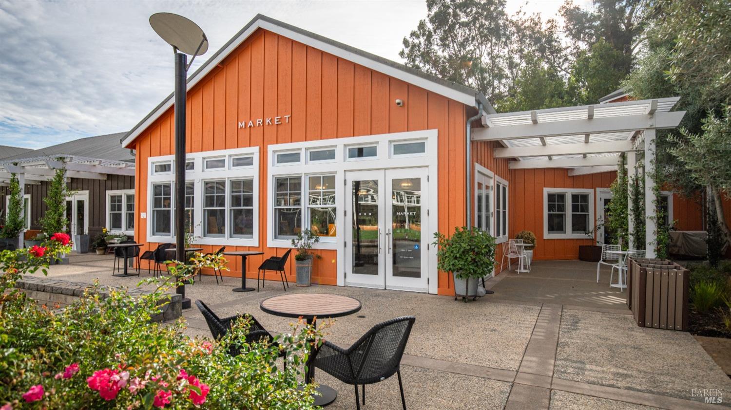Detail Gallery Image 77 of 90 For 4044 Sonoma Hwy #16,  Napa,  CA 94559 - 3 Beds | 3/1 Baths