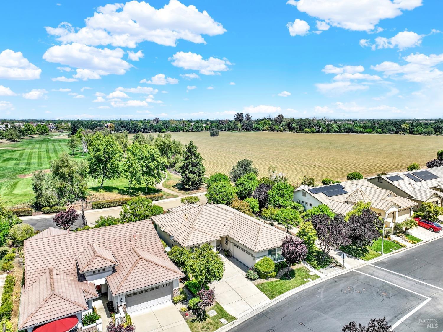 Detail Gallery Image 4 of 87 For 939 Suntan Ln, Brentwood,  CA 94513 - 2 Beds | 2 Baths