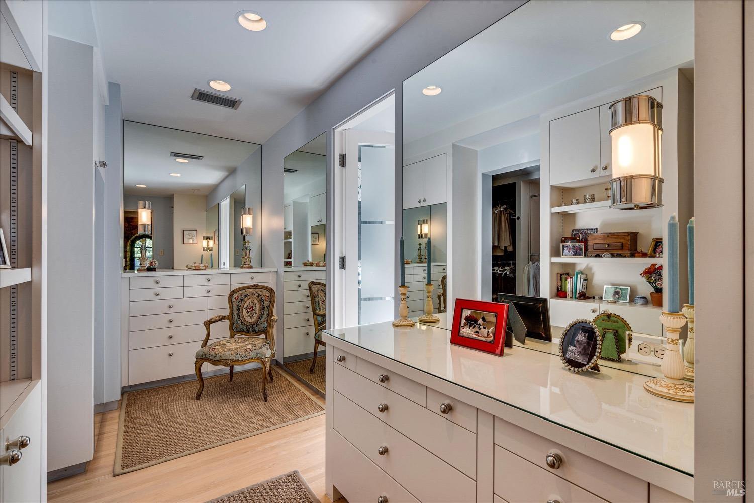 Detail Gallery Image 20 of 43 For 1095 Lodi Ln, Saint Helena,  CA 94574 - 3 Beds | 3/1 Baths