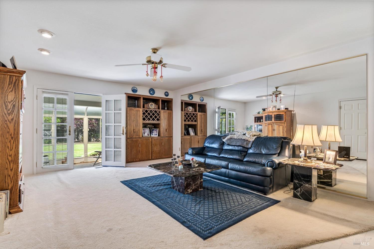 Detail Gallery Image 11 of 25 For 379 Countryside Dr, Santa Rosa,  CA 95401 - 3 Beds | 2 Baths