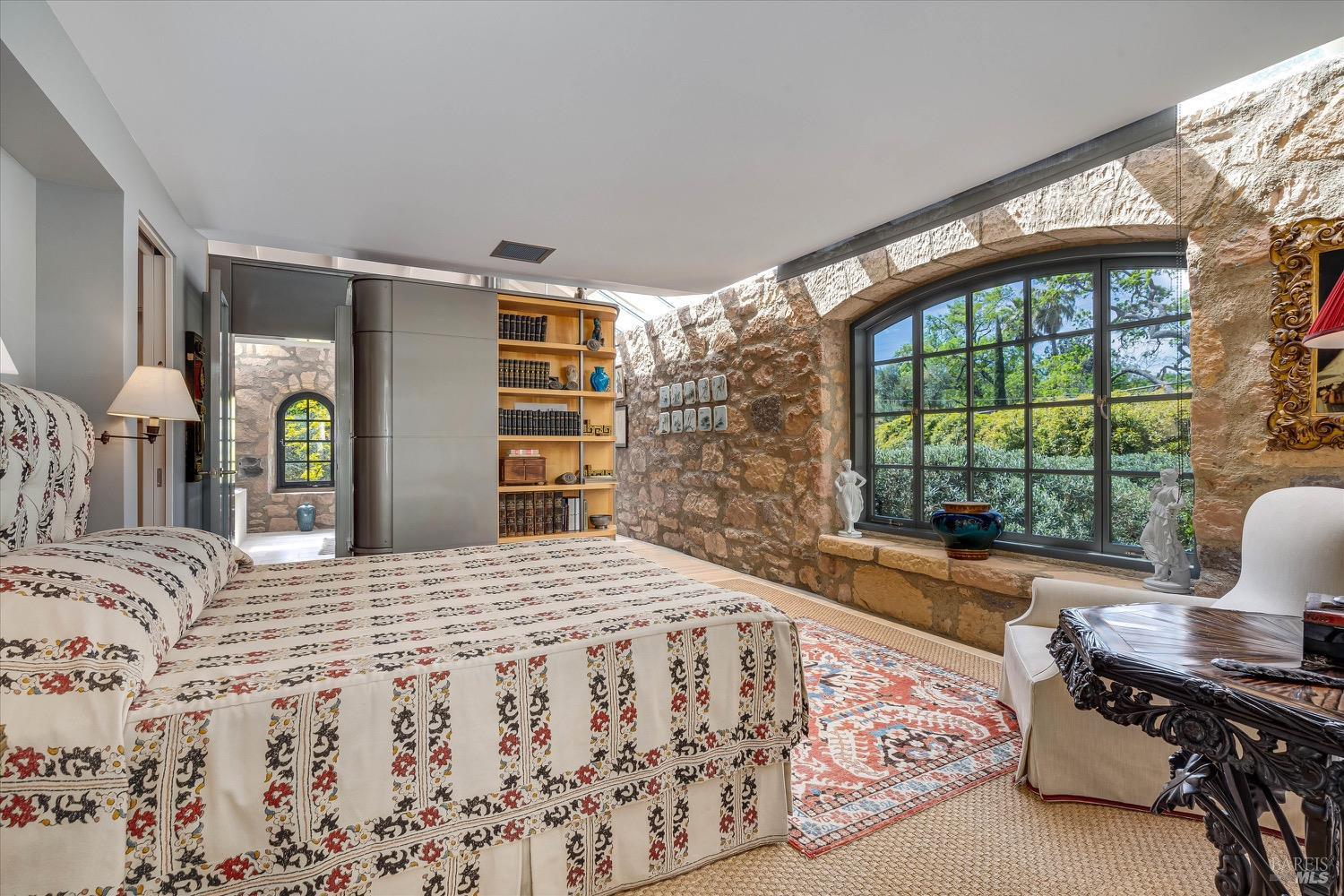 Detail Gallery Image 15 of 43 For 1095 Lodi Ln, Saint Helena,  CA 94574 - 3 Beds | 3/1 Baths