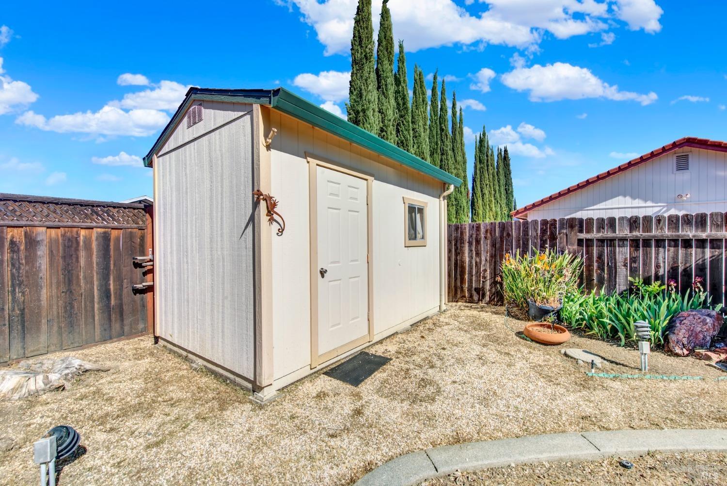 Detail Gallery Image 53 of 68 For 155 Quietwood Dr, Vacaville,  CA 95688 - 4 Beds | 2/1 Baths