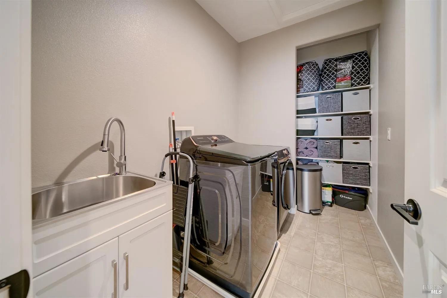 Detail Gallery Image 19 of 27 For 1344 Jamboree Dr, Fairfield,  CA 94533 - 4 Beds | 3 Baths