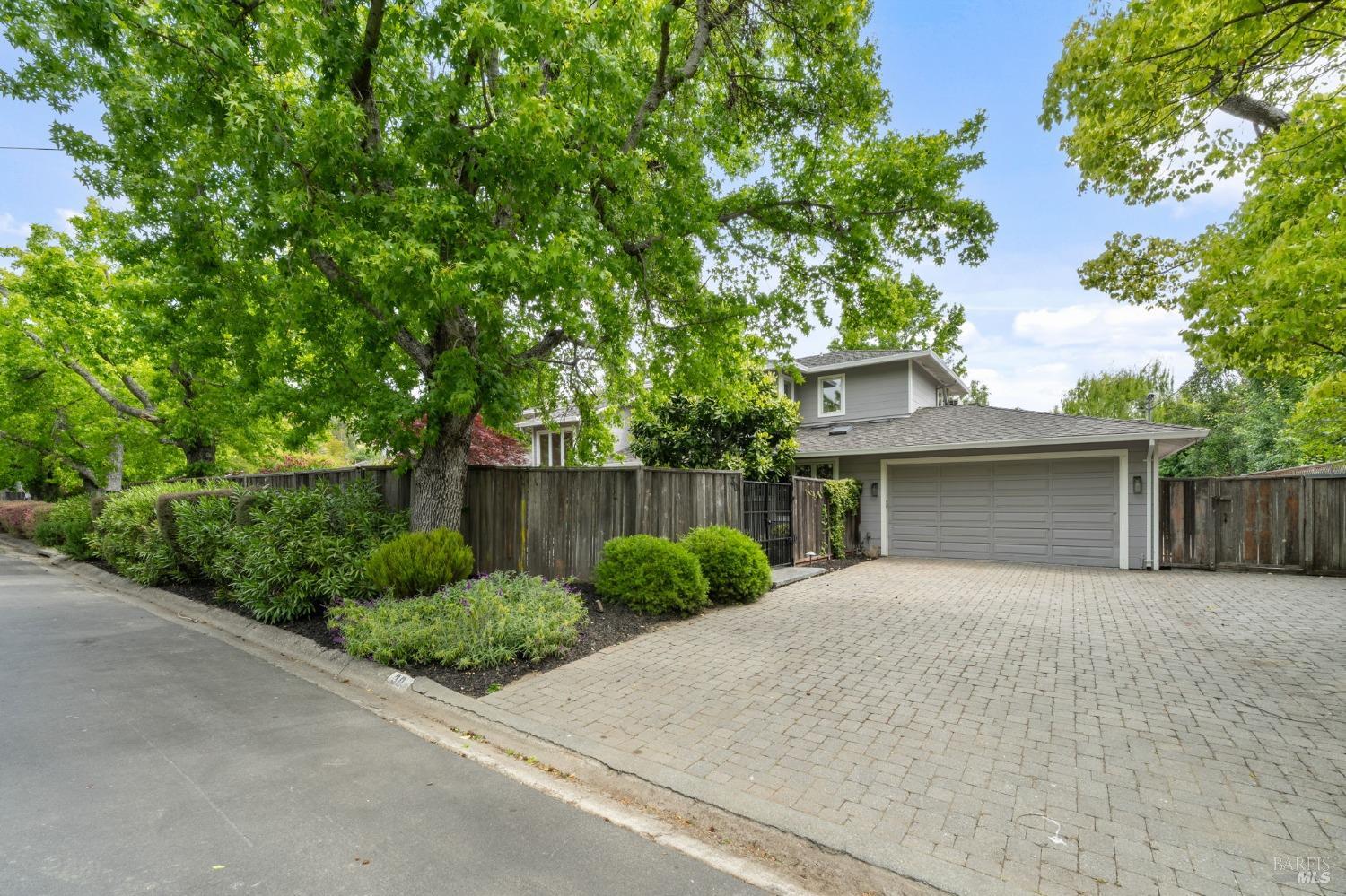 Detail Gallery Image 59 of 74 For 30 Tarry Rd, San Anselmo,  CA 94960 - 5 Beds | 3/1 Baths