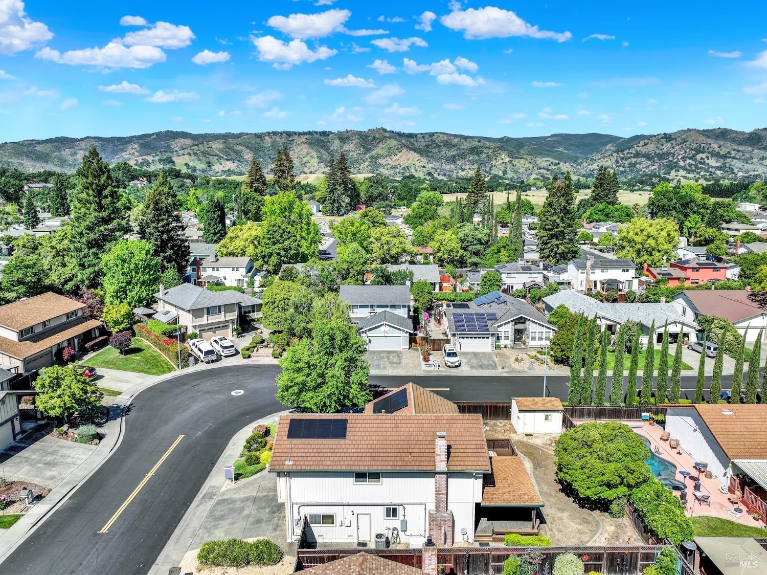 Detail Gallery Image 63 of 68 For 155 Quietwood Dr, Vacaville,  CA 95688 - 4 Beds | 2/1 Baths