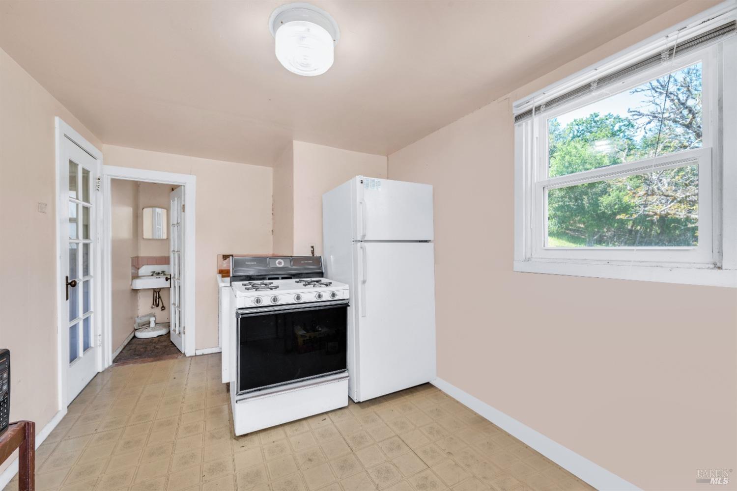 Detail Gallery Image 18 of 34 For 3091 Foothill Blvd, Calistoga,  CA 94515 - 3 Beds | 2 Baths