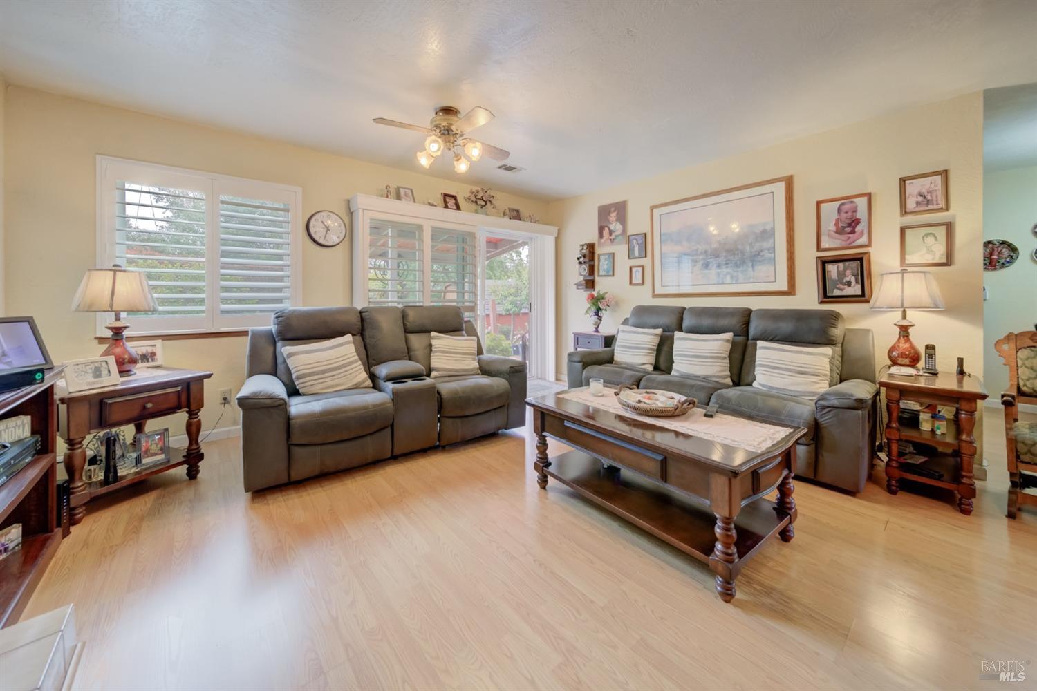 Detail Gallery Image 17 of 45 For 137 Webster St, Vallejo,  CA 94591 - 3 Beds | 2 Baths