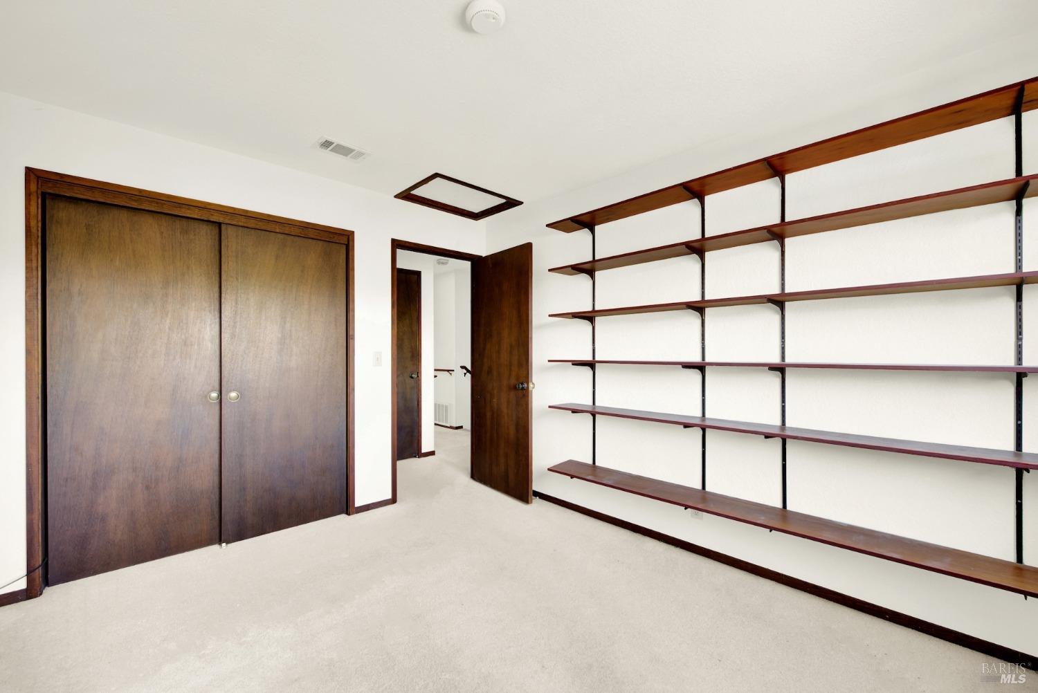 Detail Gallery Image 35 of 68 For 155 Quietwood Dr, Vacaville,  CA 95688 - 4 Beds | 2/1 Baths
