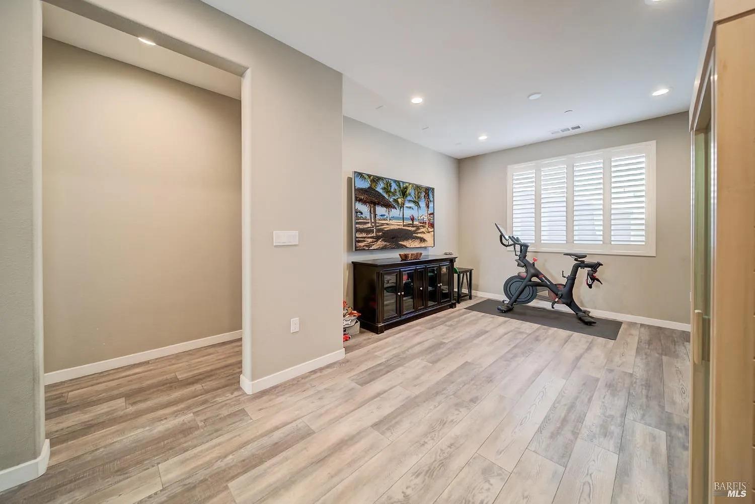 Detail Gallery Image 13 of 27 For 1344 Jamboree Dr, Fairfield,  CA 94533 - 4 Beds | 3 Baths
