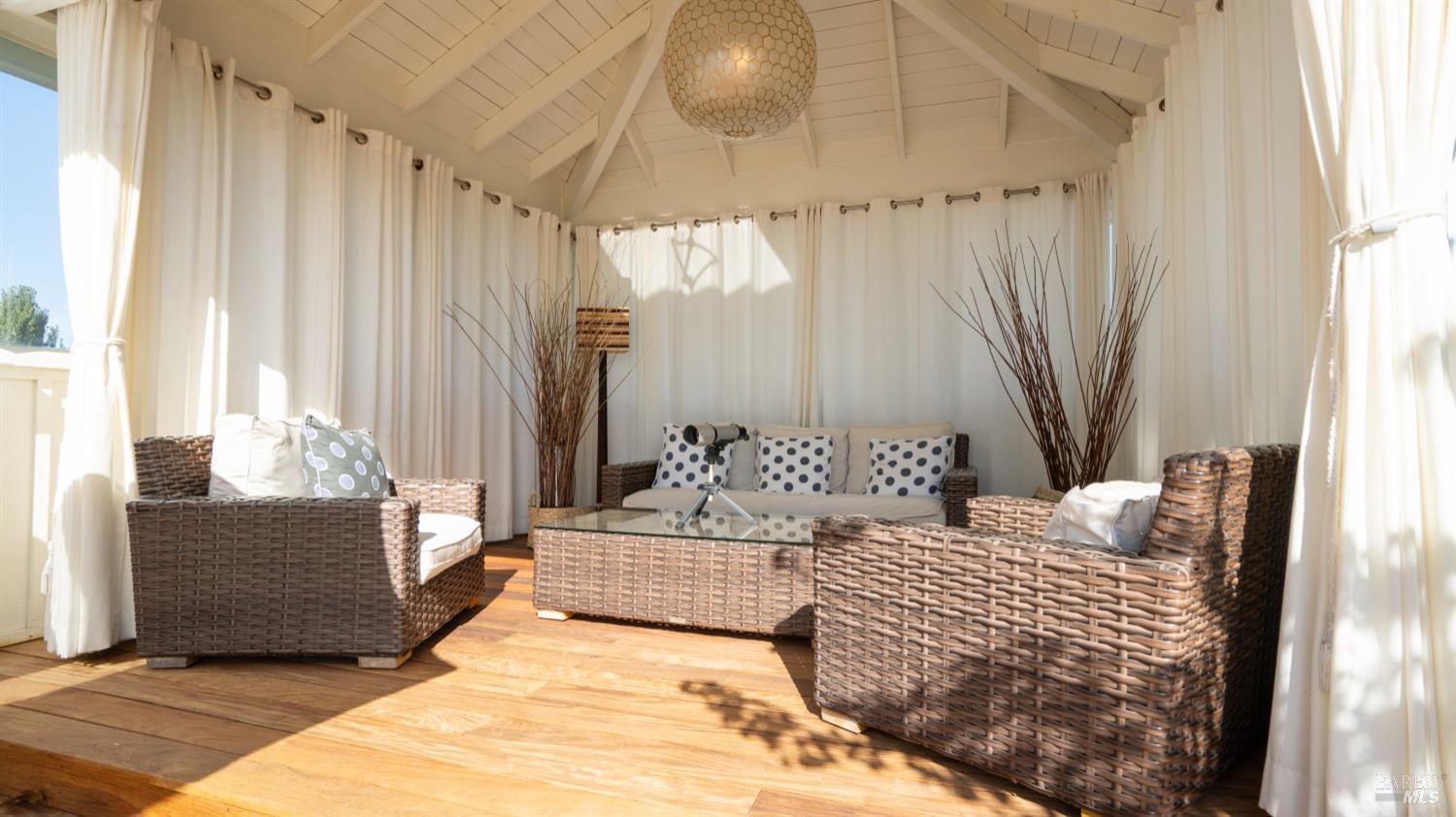 Detail Gallery Image 41 of 90 For 4044 Sonoma Hwy #16,  Napa,  CA 94559 - 3 Beds | 3/1 Baths