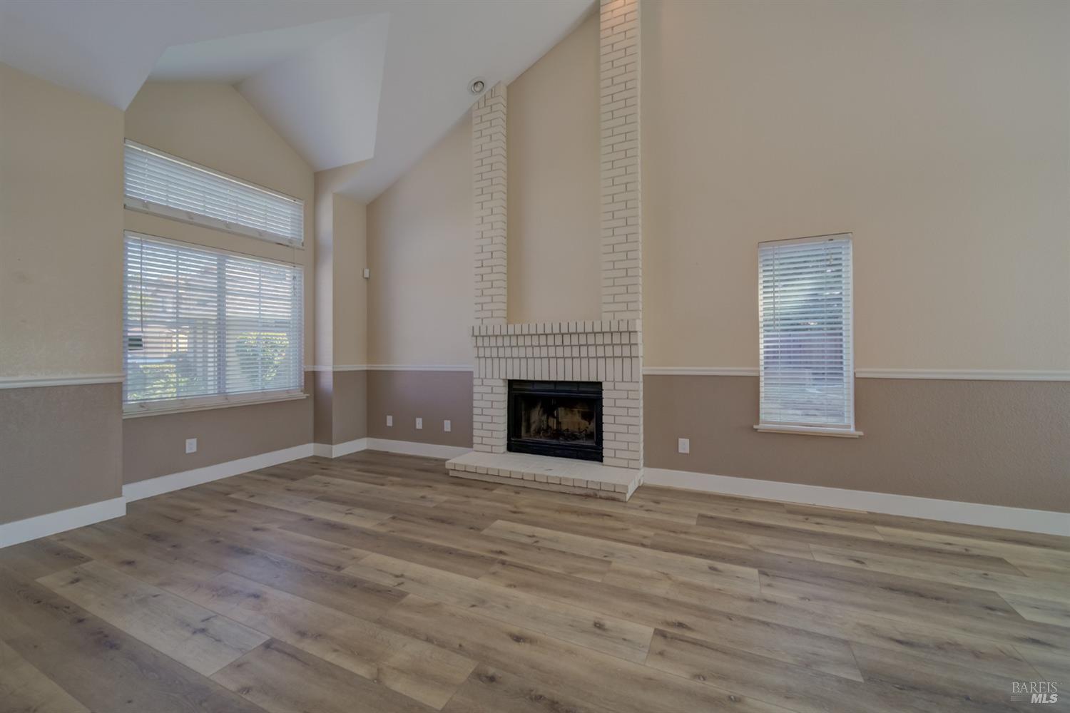 Detail Gallery Image 10 of 51 For 2415 Tea Ct, Fairfield,  CA 94534 - 3 Beds | 2/1 Baths