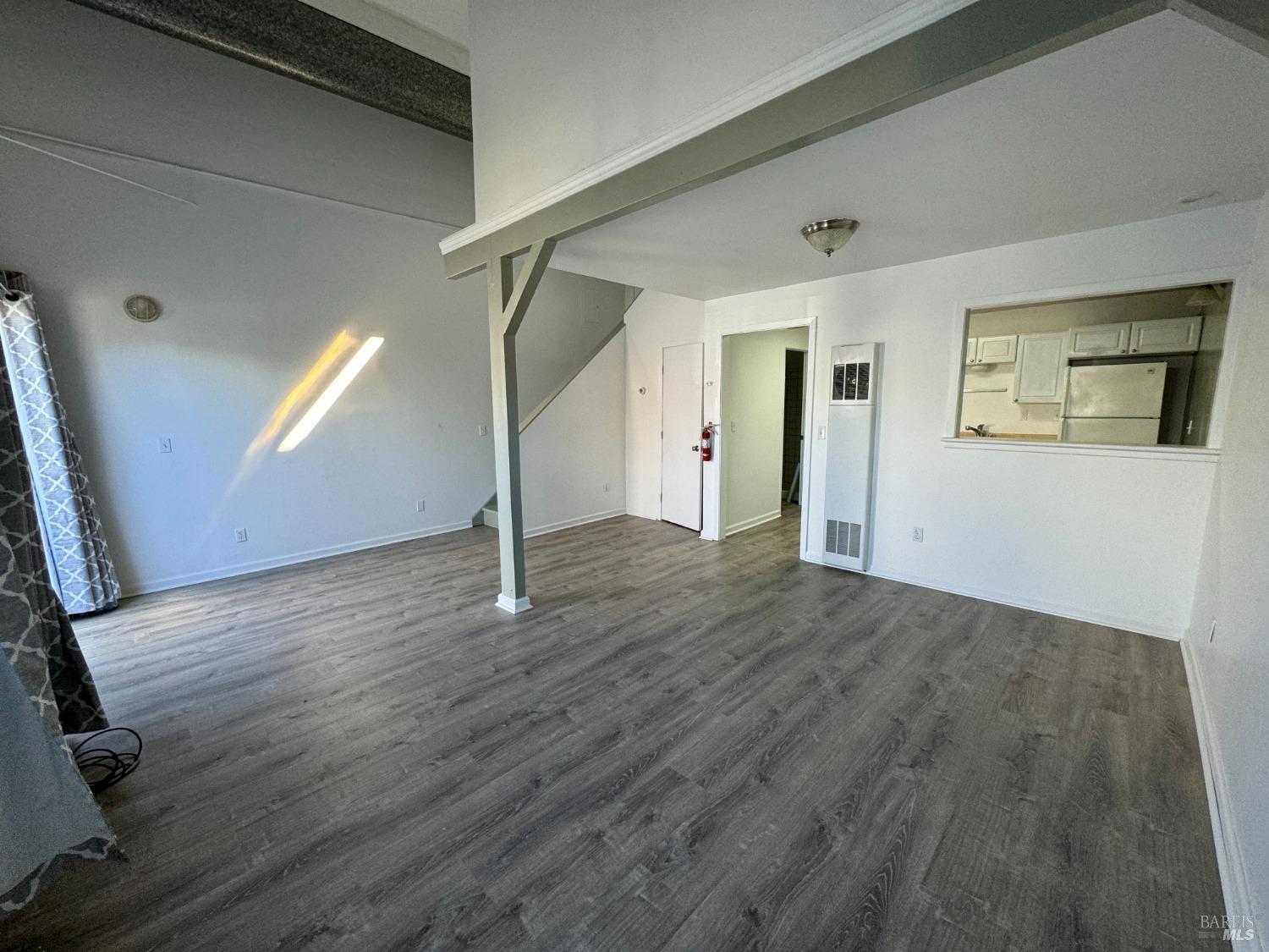 Detail Gallery Image 2 of 6 For 111 Larkspur St, San Rafael,  CA 94901 - – Beds | – Baths