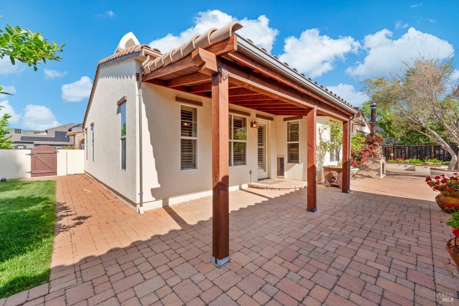 Detail Gallery Image 67 of 77 For 502 Longwood Pl, Vacaville,  CA 95688 - 3 Beds | 3/1 Baths