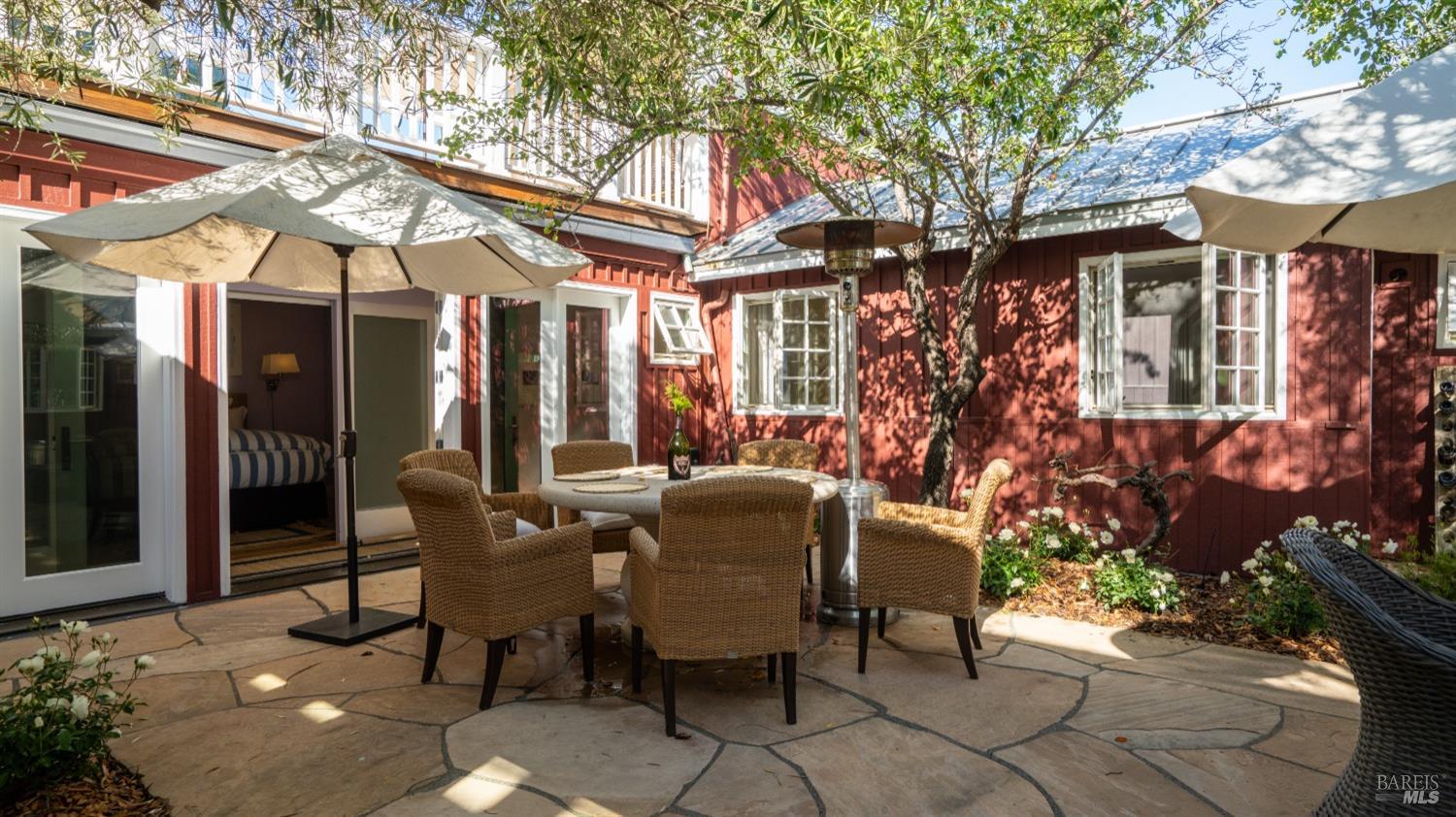 Detail Gallery Image 56 of 90 For 4044 Sonoma Hwy #16,  Napa,  CA 94559 - 3 Beds | 3/1 Baths