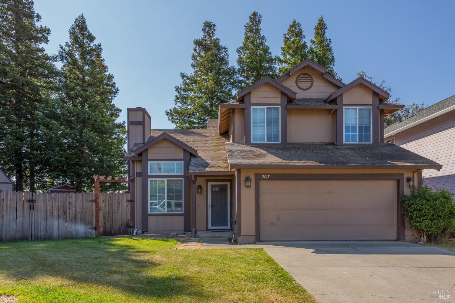 Detail Gallery Image 3 of 51 For 2415 Tea Ct, Fairfield,  CA 94534 - 3 Beds | 2/1 Baths