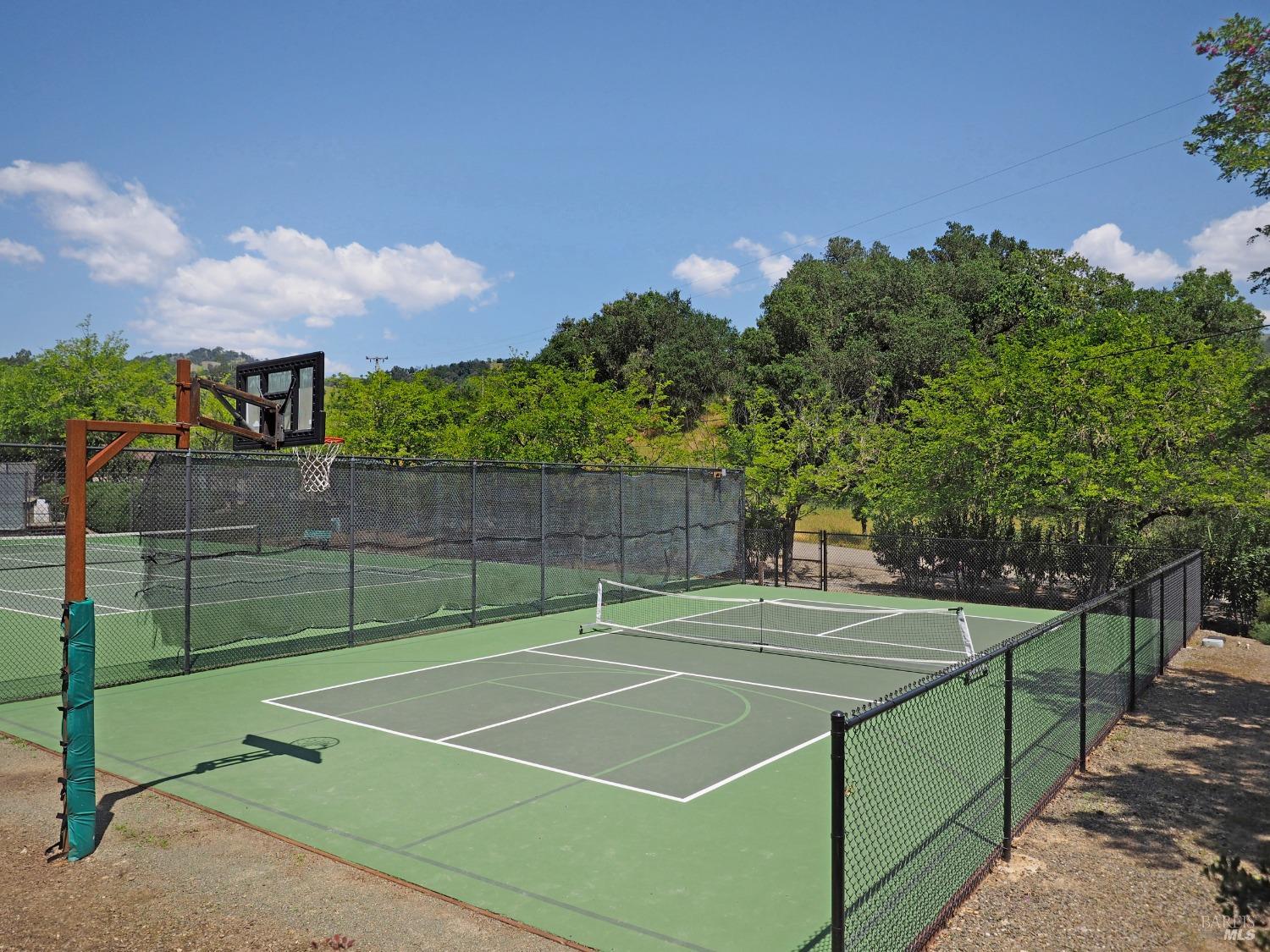 Detail Gallery Image 20 of 21 For 23655 Vineyard Rd, Geyserville,  CA 95441 - – Beds | – Baths