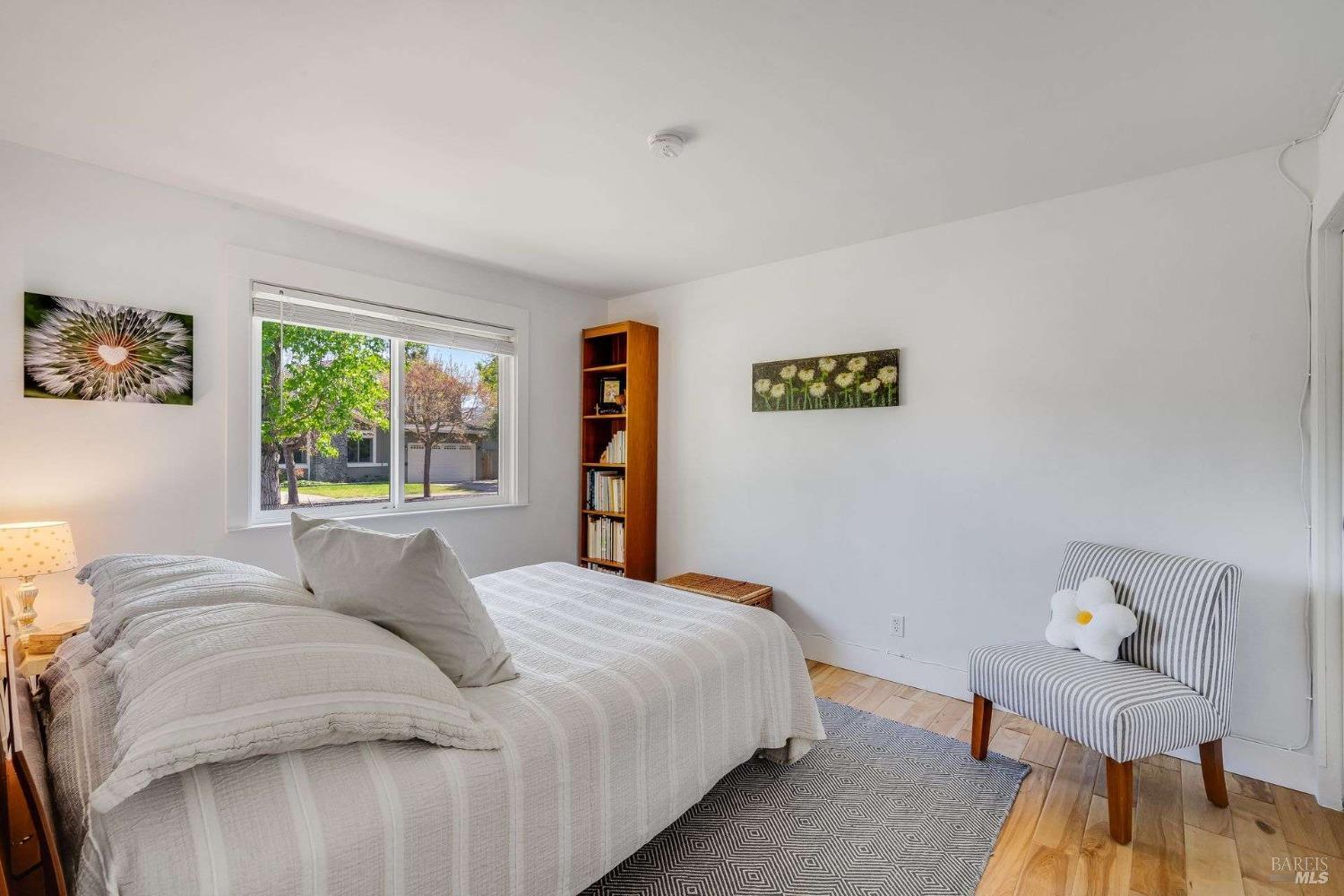Detail Gallery Image 20 of 38 For 4897 Hoen Ave, Santa Rosa,  CA 95405 - 3 Beds | 2 Baths