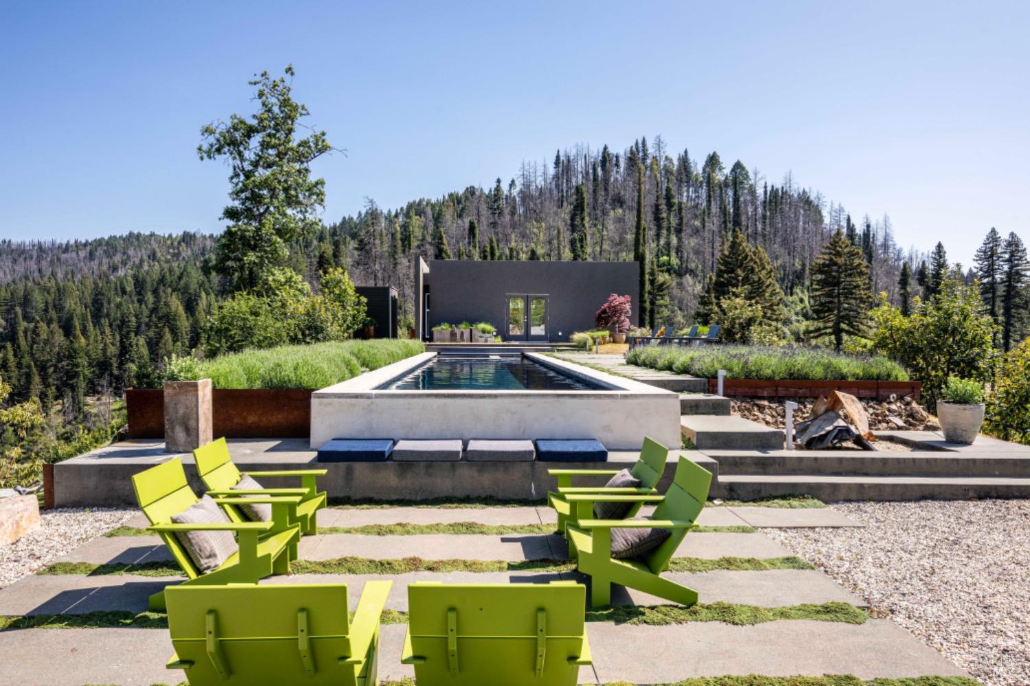 Detail Gallery Image 32 of 44 For 8909 Mill Creek Rd, Healdsburg,  CA 95448 - 2 Beds | 2 Baths