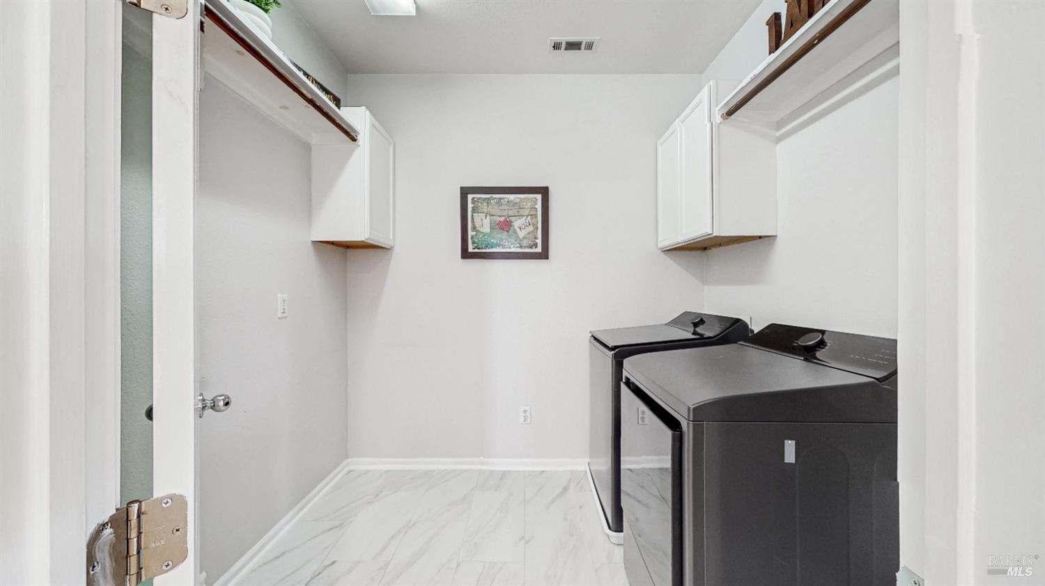 Detail Gallery Image 42 of 51 For 825 Hampton St, Vacaville,  CA 95687 - 4 Beds | 3/1 Baths