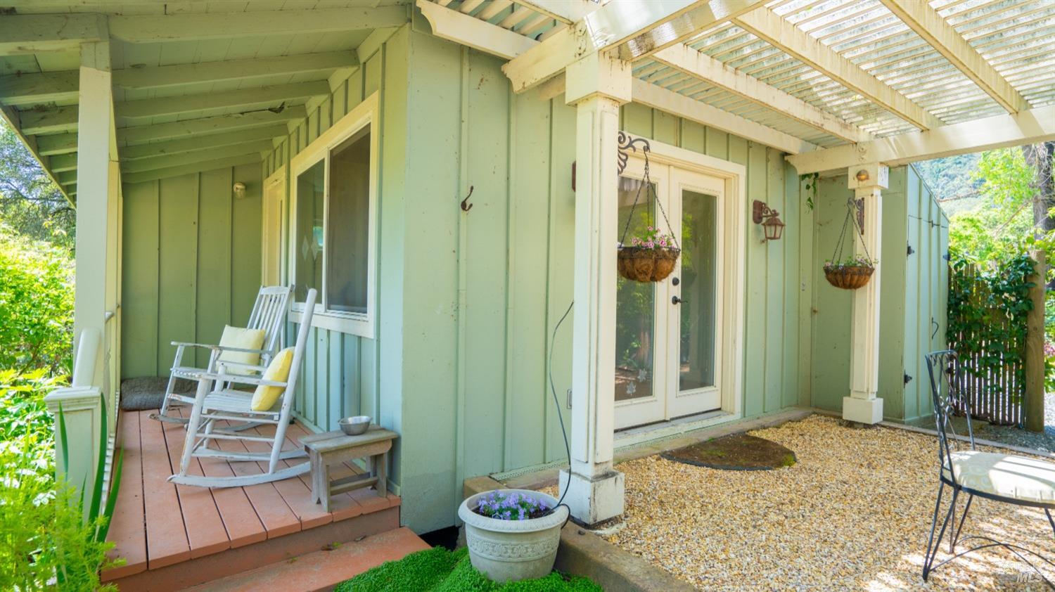 Detail Gallery Image 37 of 59 For 2267 Westside Rd, Healdsburg,  CA 95448 - 2 Beds | 2 Baths