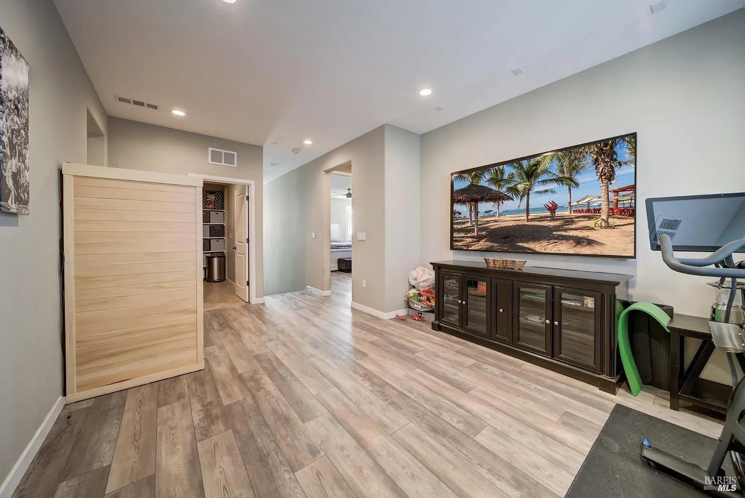 Detail Gallery Image 14 of 27 For 1344 Jamboree Dr, Fairfield,  CA 94533 - 4 Beds | 3 Baths