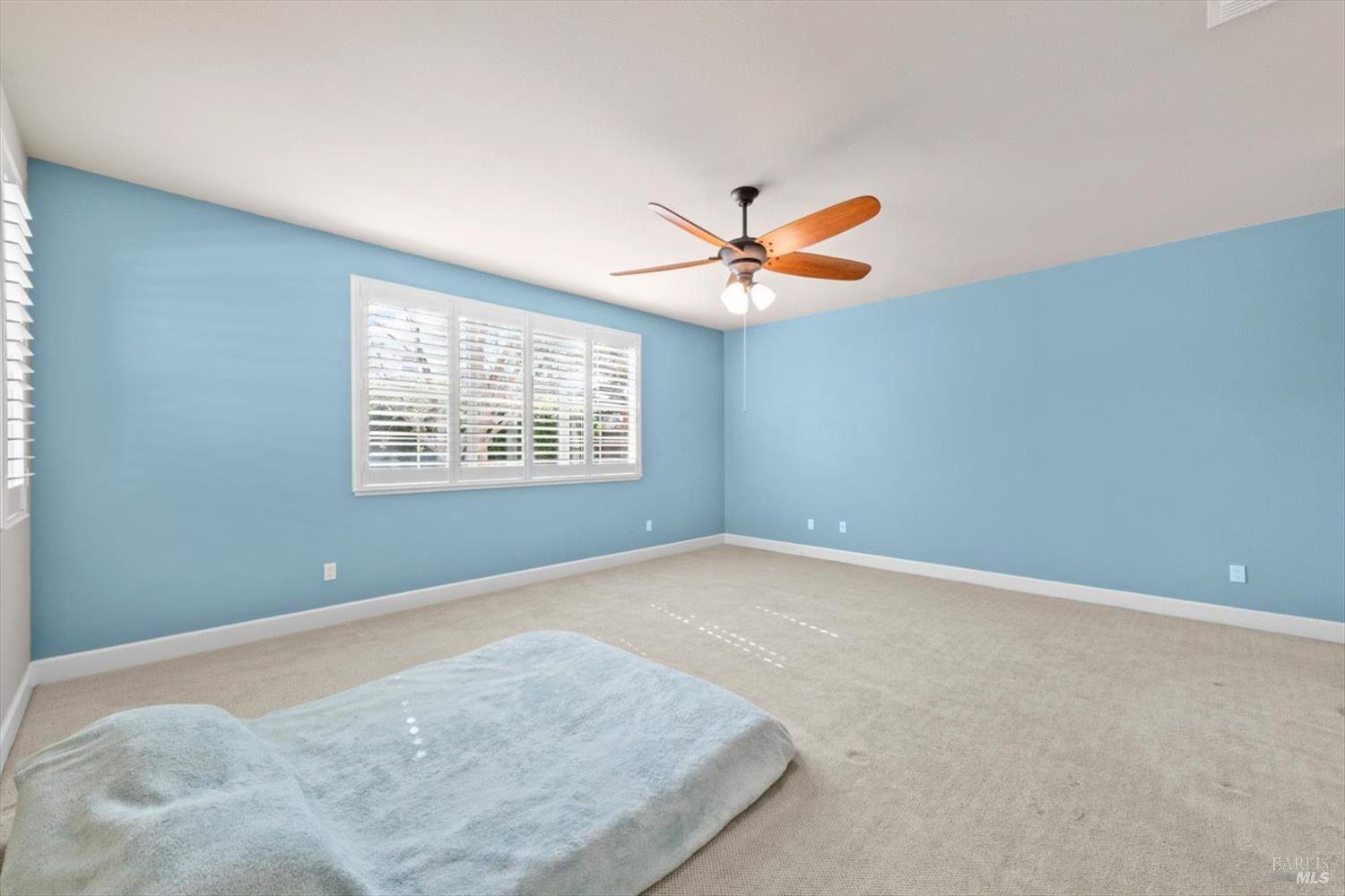 Detail Gallery Image 36 of 77 For 502 Longwood Pl, Vacaville,  CA 95688 - 3 Beds | 3/1 Baths