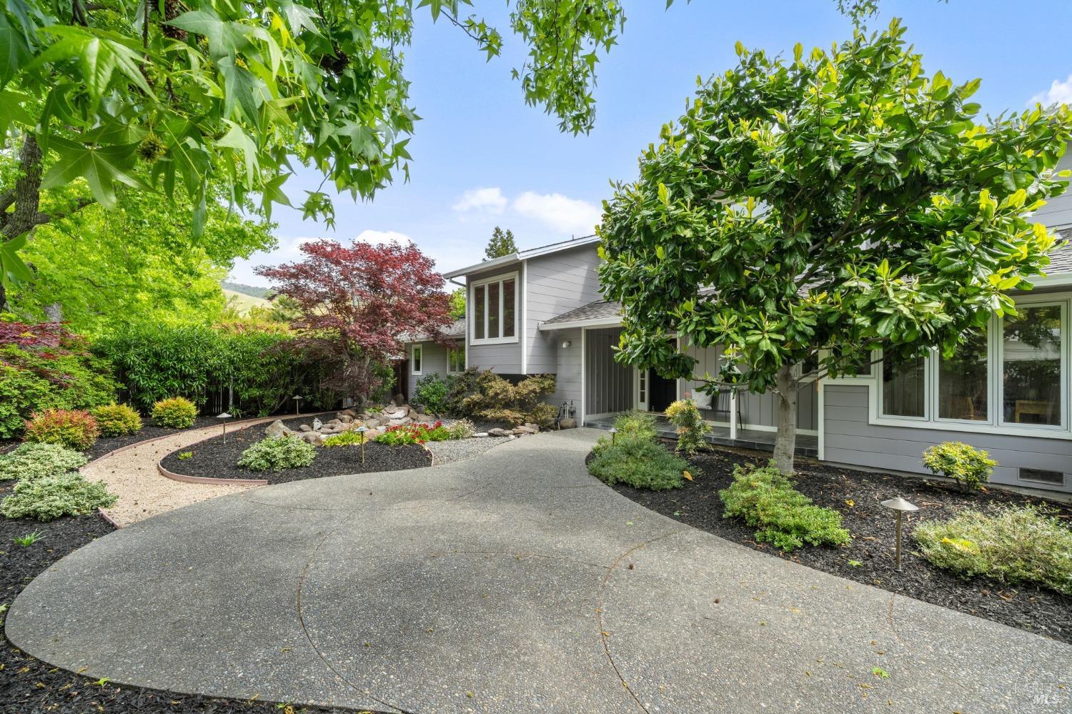 Detail Gallery Image 58 of 74 For 30 Tarry Rd, San Anselmo,  CA 94960 - 5 Beds | 3/1 Baths
