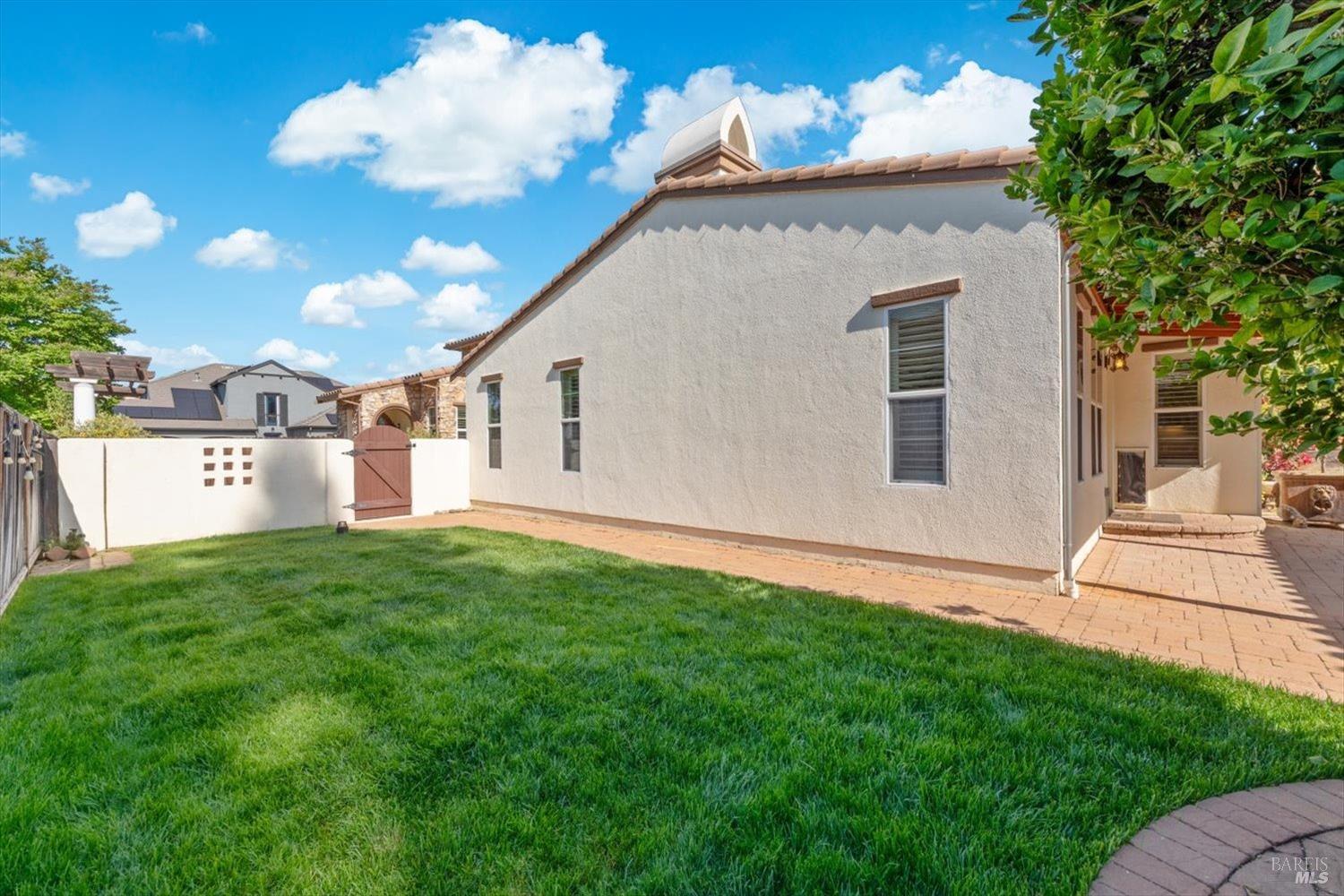 Detail Gallery Image 57 of 77 For 502 Longwood Pl, Vacaville,  CA 95688 - 3 Beds | 3/1 Baths