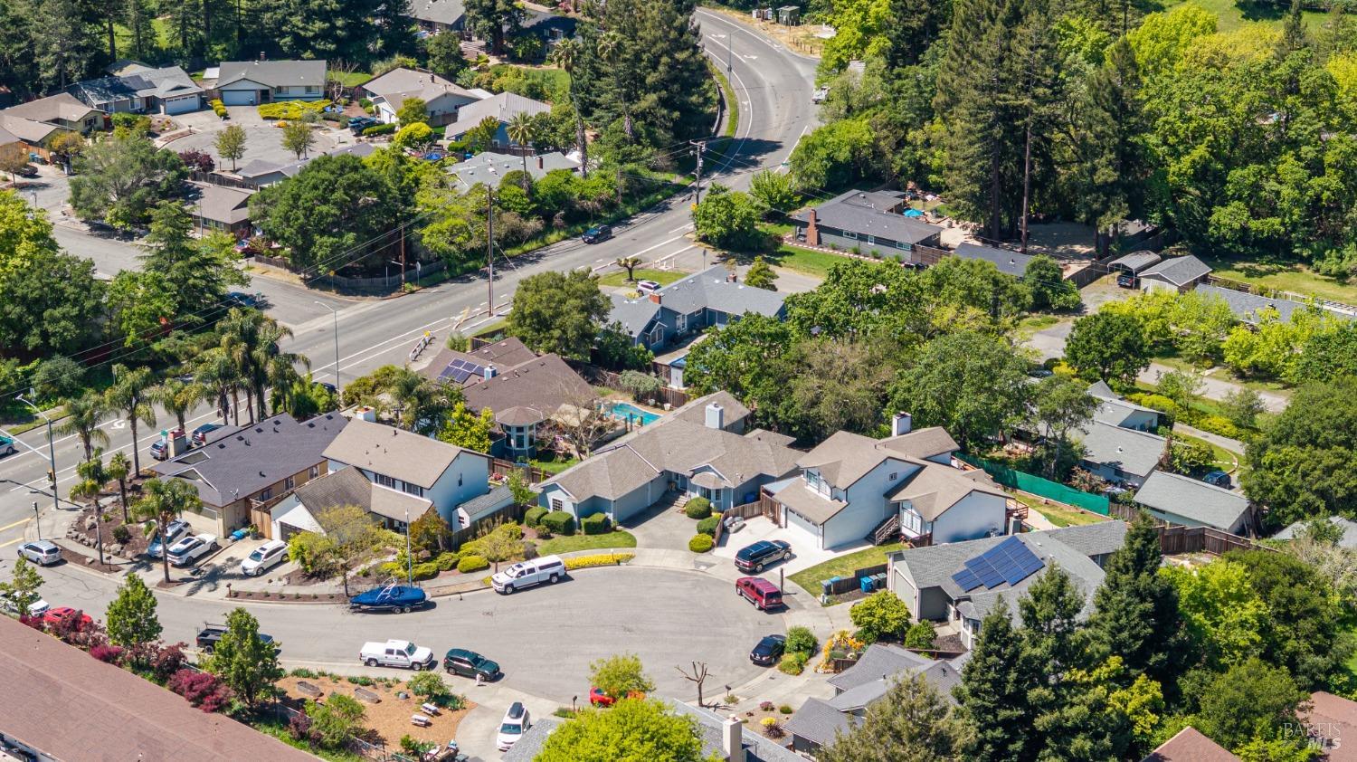 Detail Gallery Image 29 of 30 For 3205 Fitzpatrick Ct, Santa Rosa,  CA 95404 - 3 Beds | 2 Baths