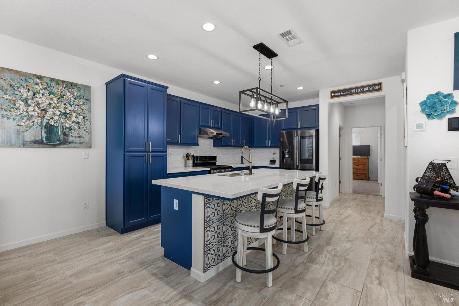 Detail Gallery Image 14 of 47 For 5635 Vanden Rd, Vacaville,  CA 95687 - 4 Beds | 3 Baths