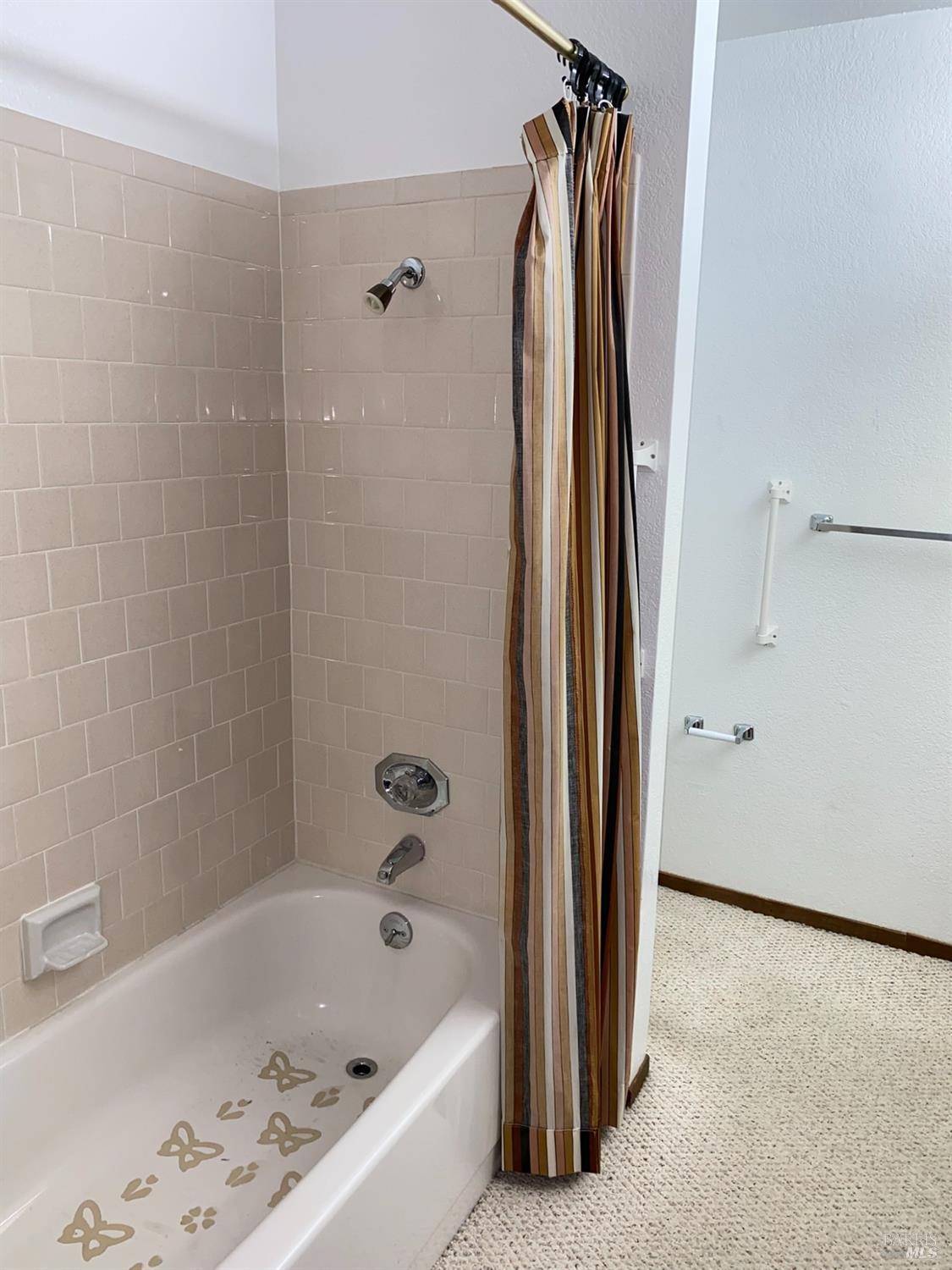 Detail Gallery Image 31 of 68 For 155 Quietwood Dr, Vacaville,  CA 95688 - 4 Beds | 2/1 Baths