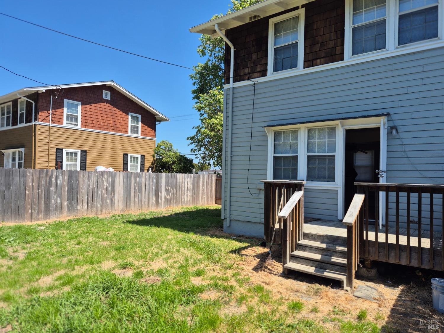 Detail Gallery Image 3 of 15 For 2269 Sacramento St, Vallejo,  CA 94590 - 3 Beds | 1 Baths
