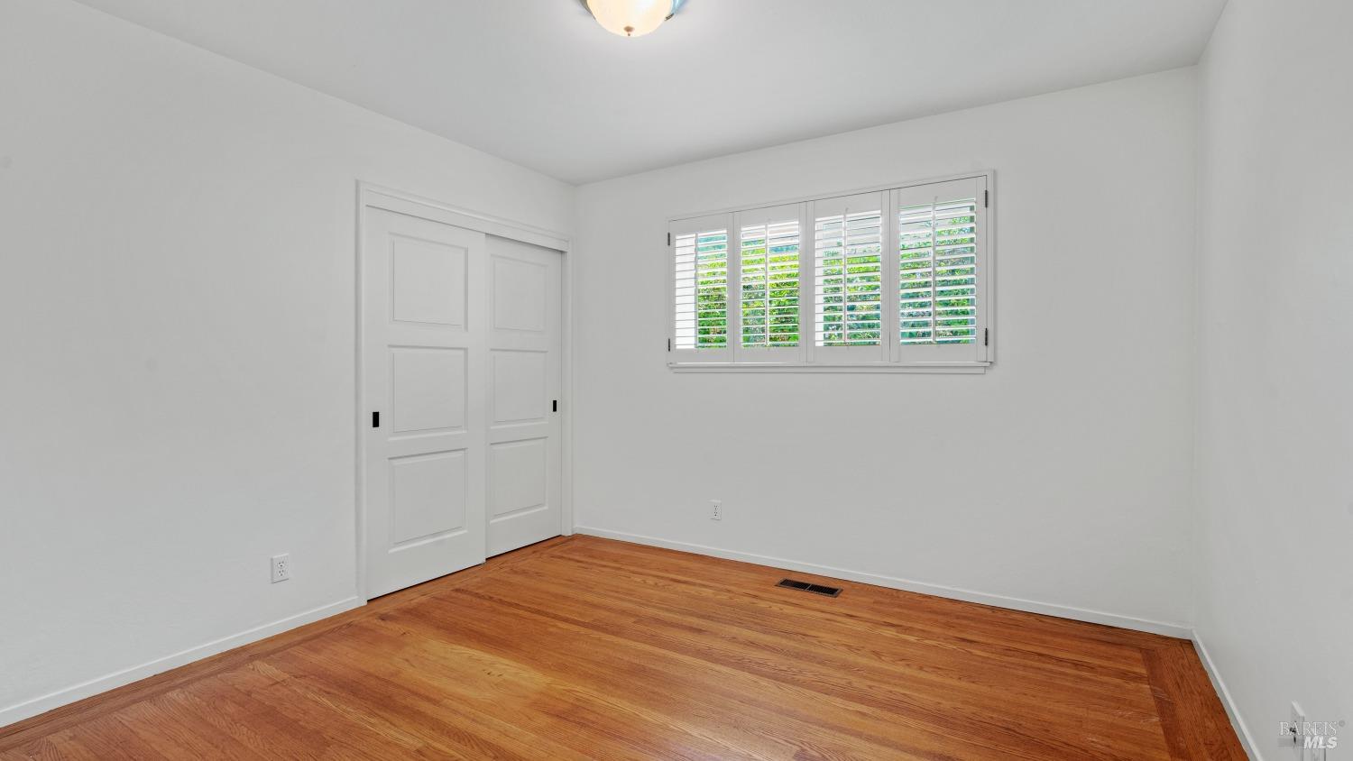 Detail Gallery Image 22 of 37 For 389 Mountain View Ave, San Rafael,  CA 94901 - 3 Beds | 2/1 Baths