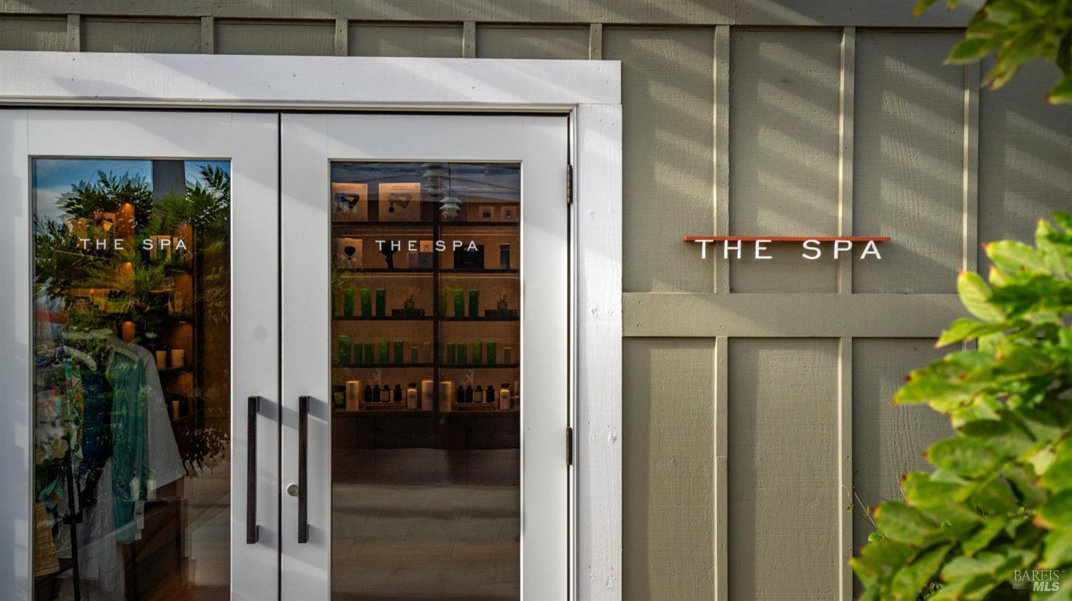 Detail Gallery Image 66 of 90 For 4044 Sonoma Hwy #16,  Napa,  CA 94559 - 3 Beds | 3/1 Baths