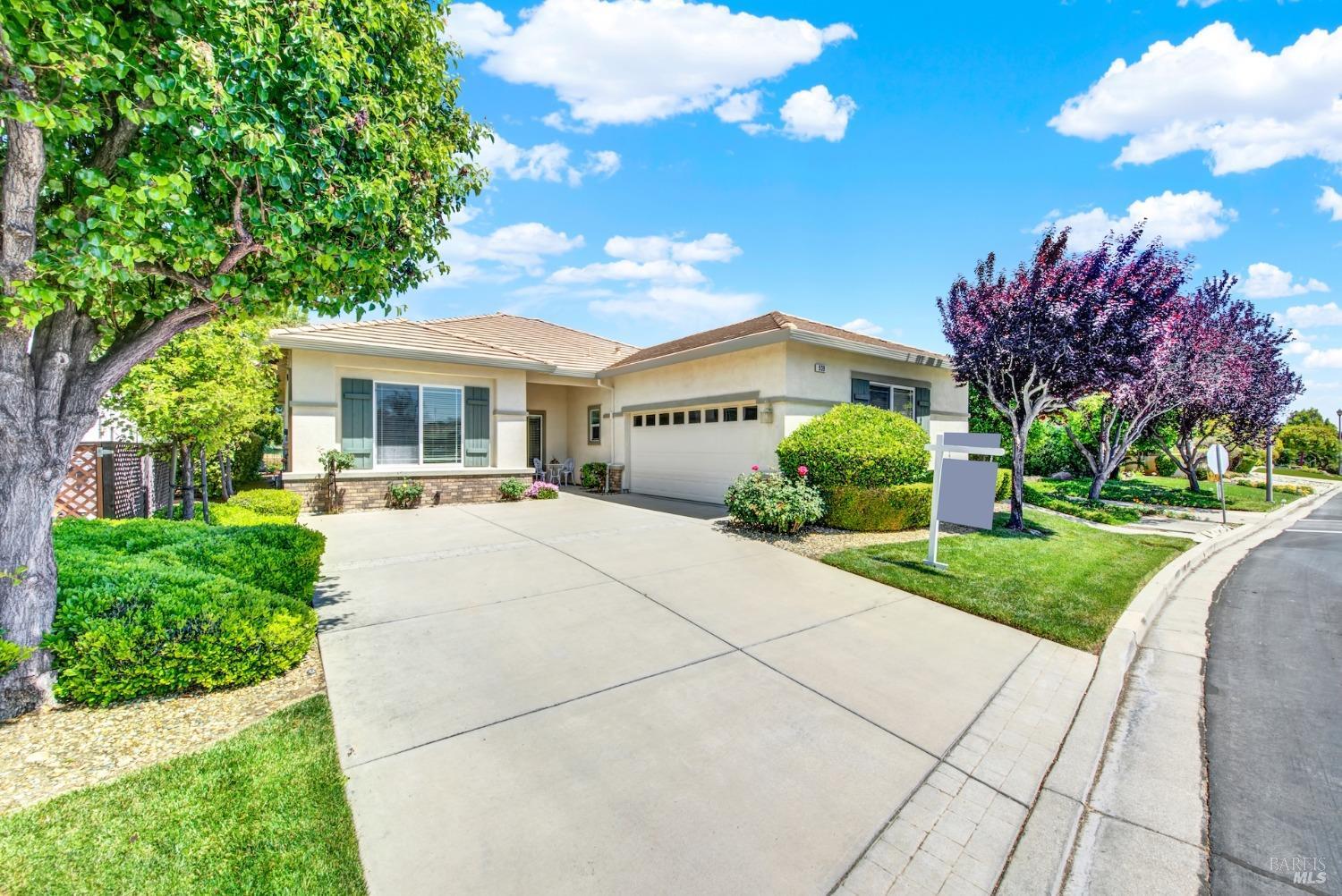Detail Gallery Image 10 of 87 For 939 Suntan Ln, Brentwood,  CA 94513 - 2 Beds | 2 Baths