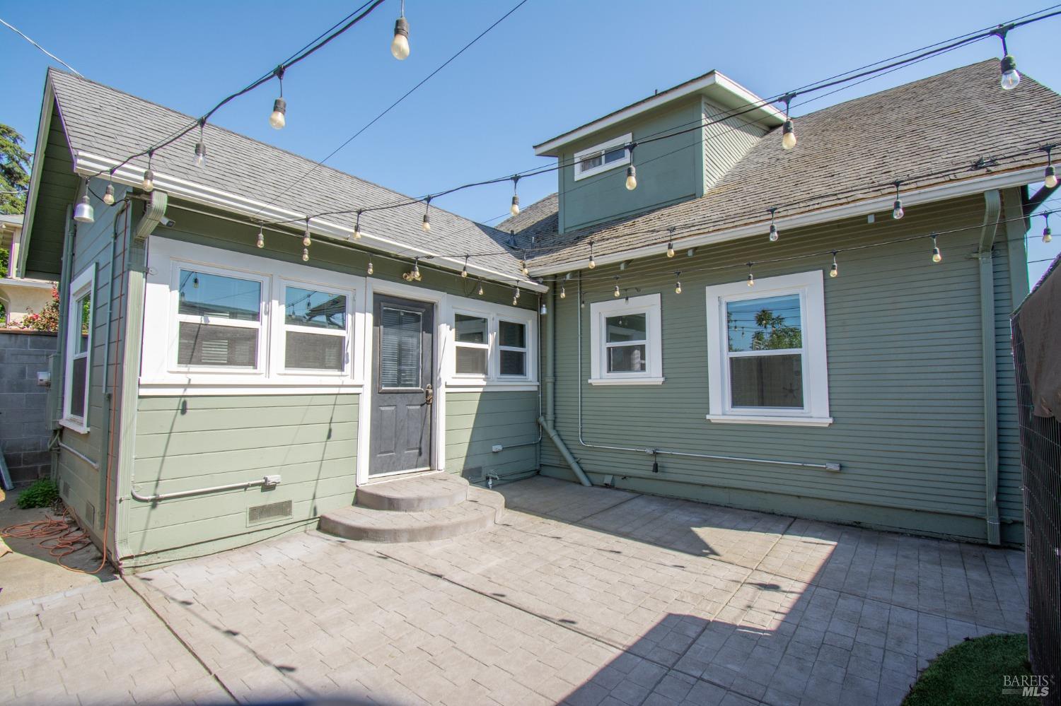 Detail Gallery Image 25 of 25 For 231 E Mayes St, Dixon,  CA 95620 - 3 Beds | 1/1 Baths