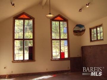 Detail Gallery Image 6 of 13 For 480 Pearl St, Cazadero,  CA 95421 - 2 Beds | 2 Baths