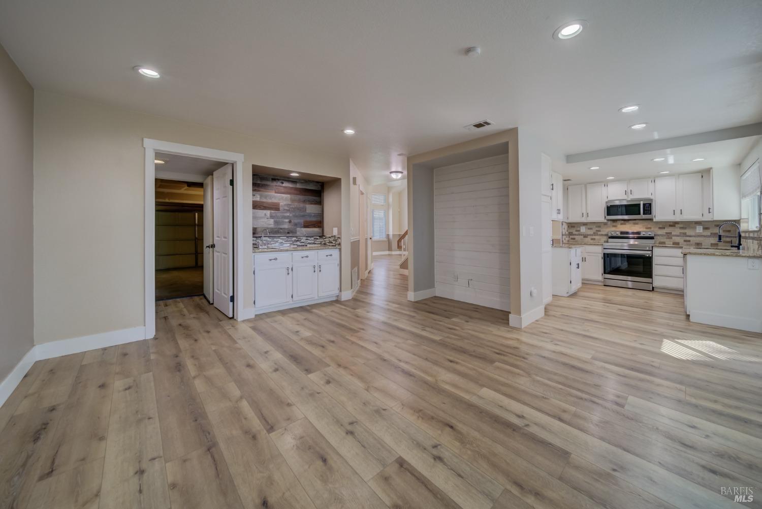 Detail Gallery Image 22 of 51 For 2415 Tea Ct, Fairfield,  CA 94534 - 3 Beds | 2/1 Baths