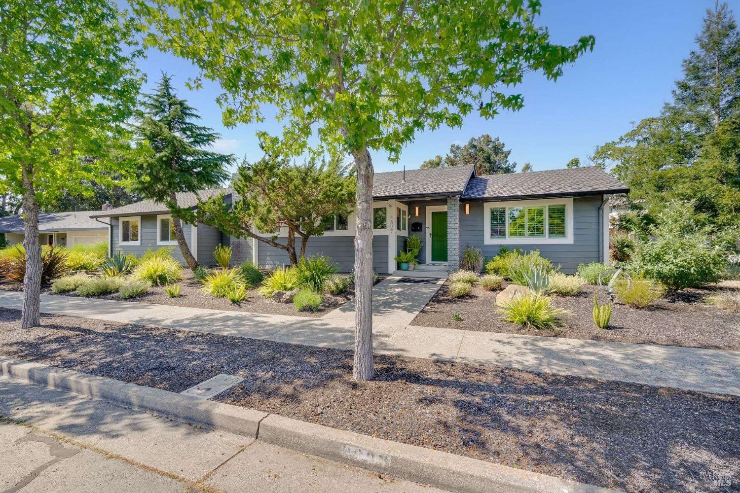 Detail Gallery Image 34 of 38 For 4897 Hoen Ave, Santa Rosa,  CA 95405 - 3 Beds | 2 Baths