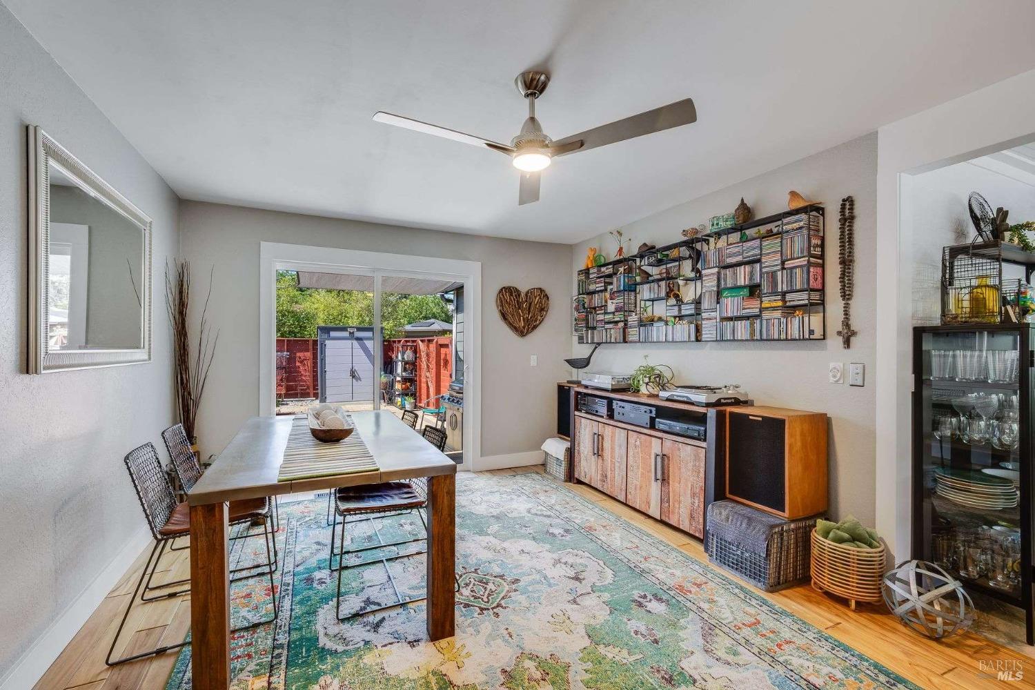 Detail Gallery Image 13 of 38 For 4897 Hoen Ave, Santa Rosa,  CA 95405 - 3 Beds | 2 Baths