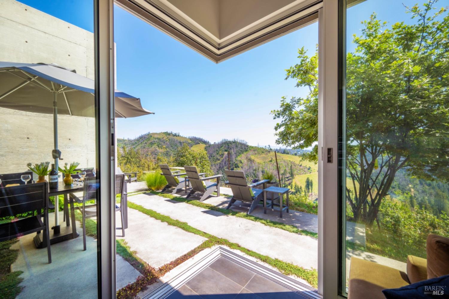 Detail Gallery Image 29 of 44 For 8909 Mill Creek Rd, Healdsburg,  CA 95448 - 2 Beds | 2 Baths