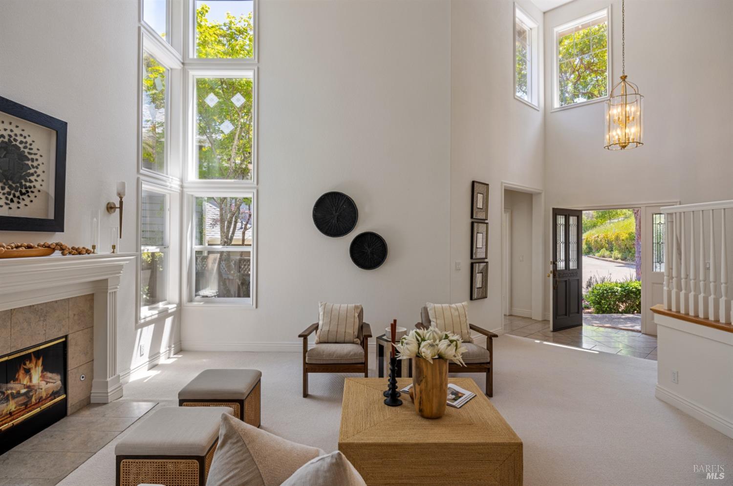 Detail Gallery Image 7 of 35 For 438 Laverne Ave, Mill Valley,  CA 94941 - 4 Beds | 3/1 Baths