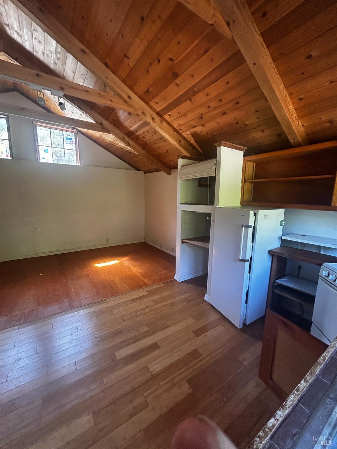 Detail Gallery Image 16 of 25 For 330 Aberdeen Way, Inverness,  CA 94937 - 2 Beds | 2 Baths