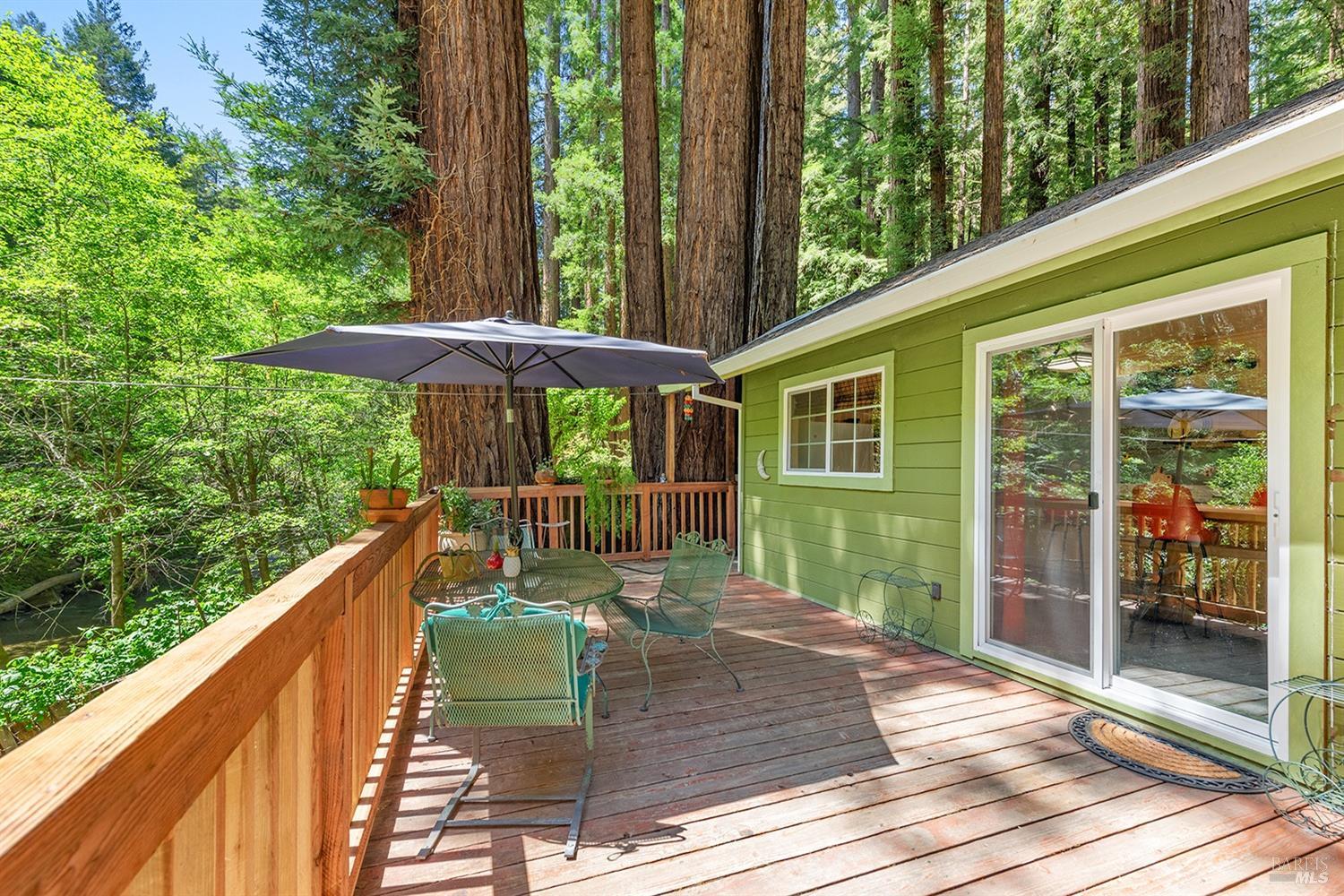 Detail Gallery Image 5 of 47 For 10 Wildwood Ln, Cazadero,  CA 95421 - 1 Beds | 1 Baths