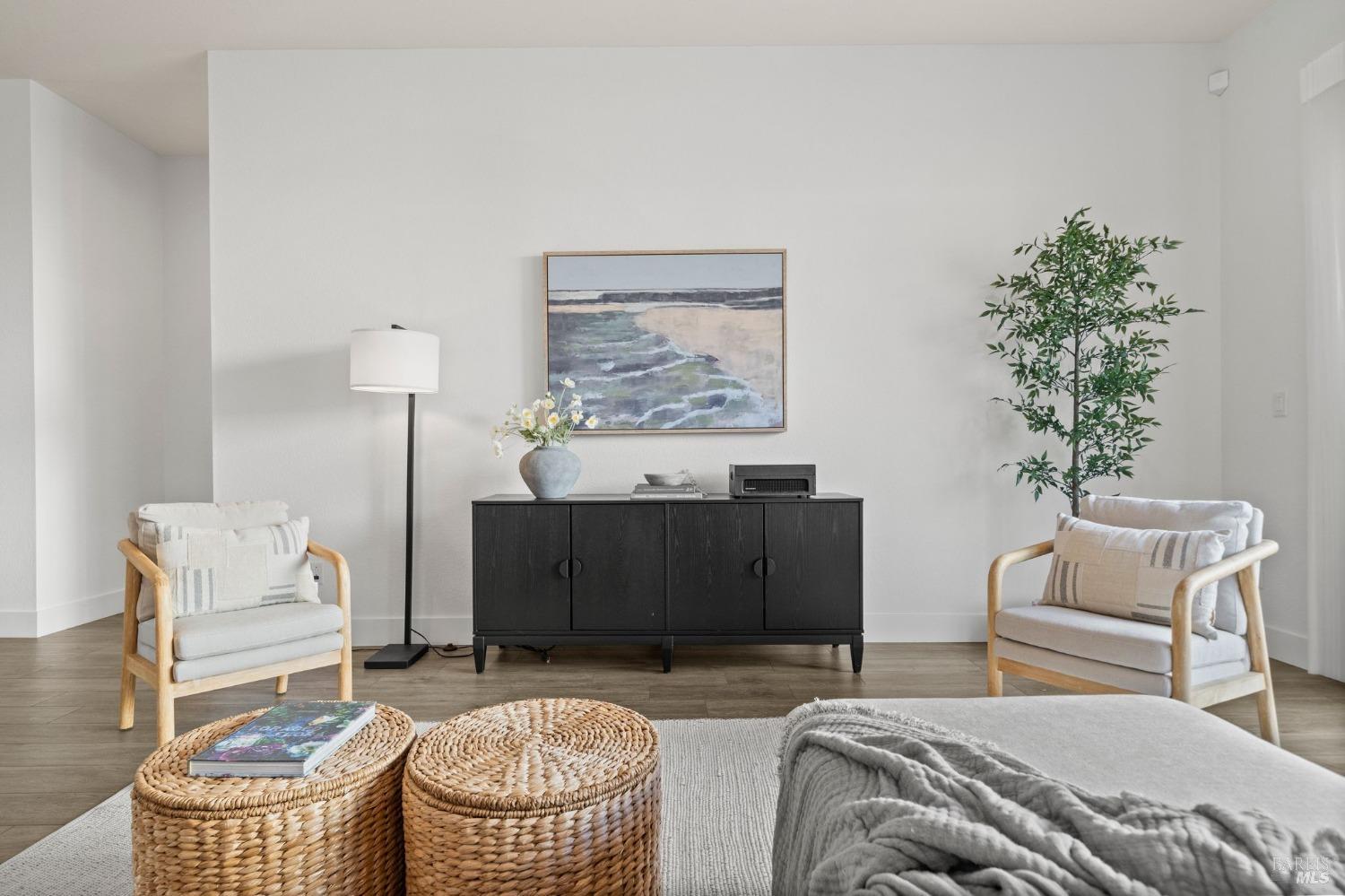 Detail Gallery Image 22 of 39 For 1443 Acorn Way, Windsor,  CA 95492 - 3 Beds | 2 Baths