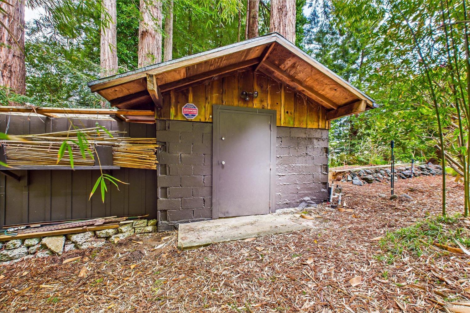Detail Gallery Image 52 of 78 For 2300 S St, Eureka,  CA 95501 - 4 Beds | 3 Baths